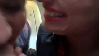 Две развратные немки сосут в автобусе мужику